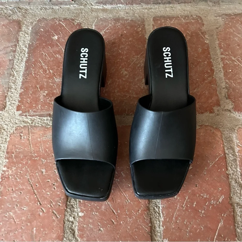 SCHUTZ Mizzy Block Heel Slide Sandals Y2K in Black Sz 7
